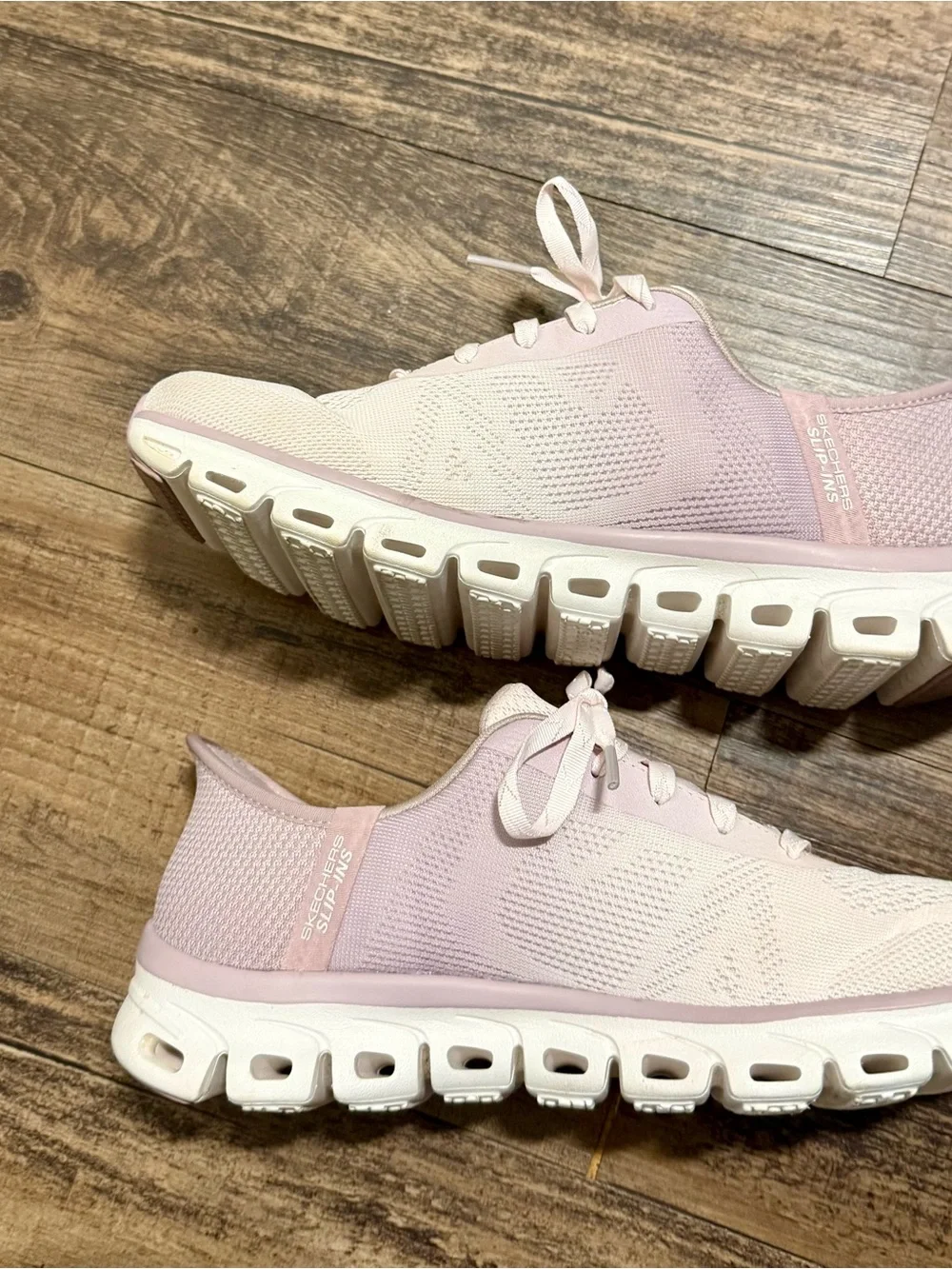 Light Pink Women's Glide-Step slip in Skechers